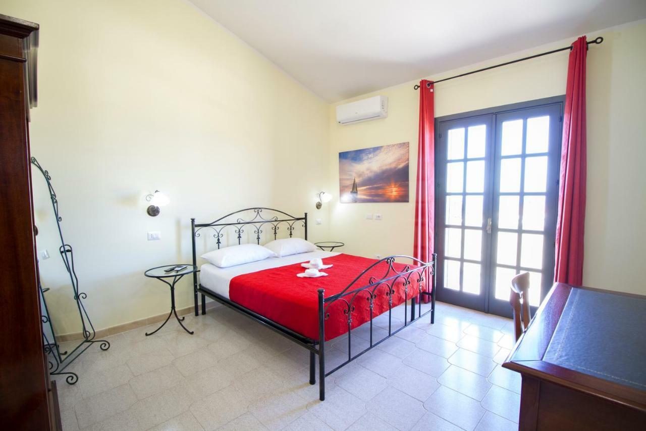 Guest House Capitan Libeccio Tropea Eksteriør billede