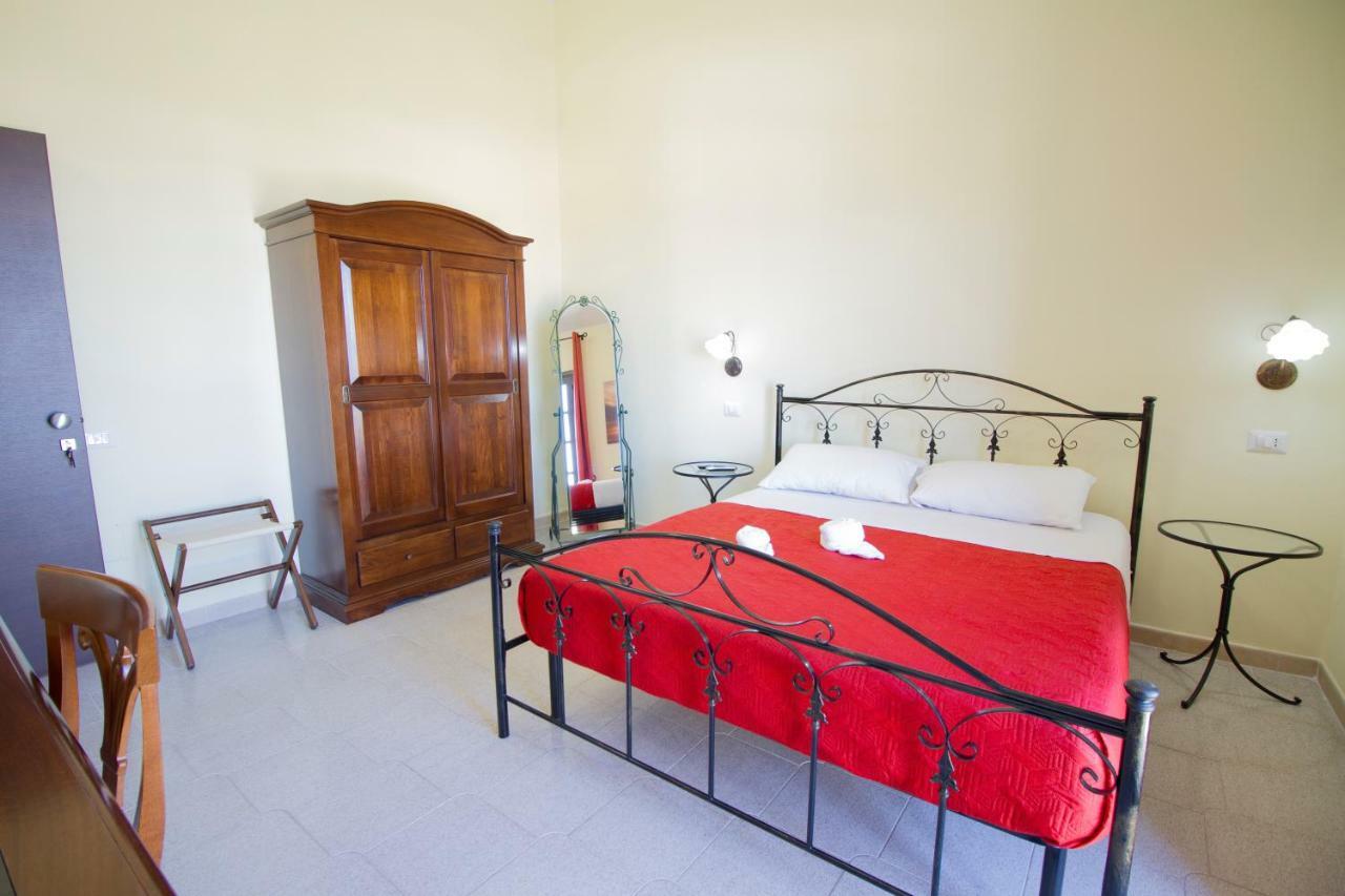 Guest House Capitan Libeccio Tropea Eksteriør billede
